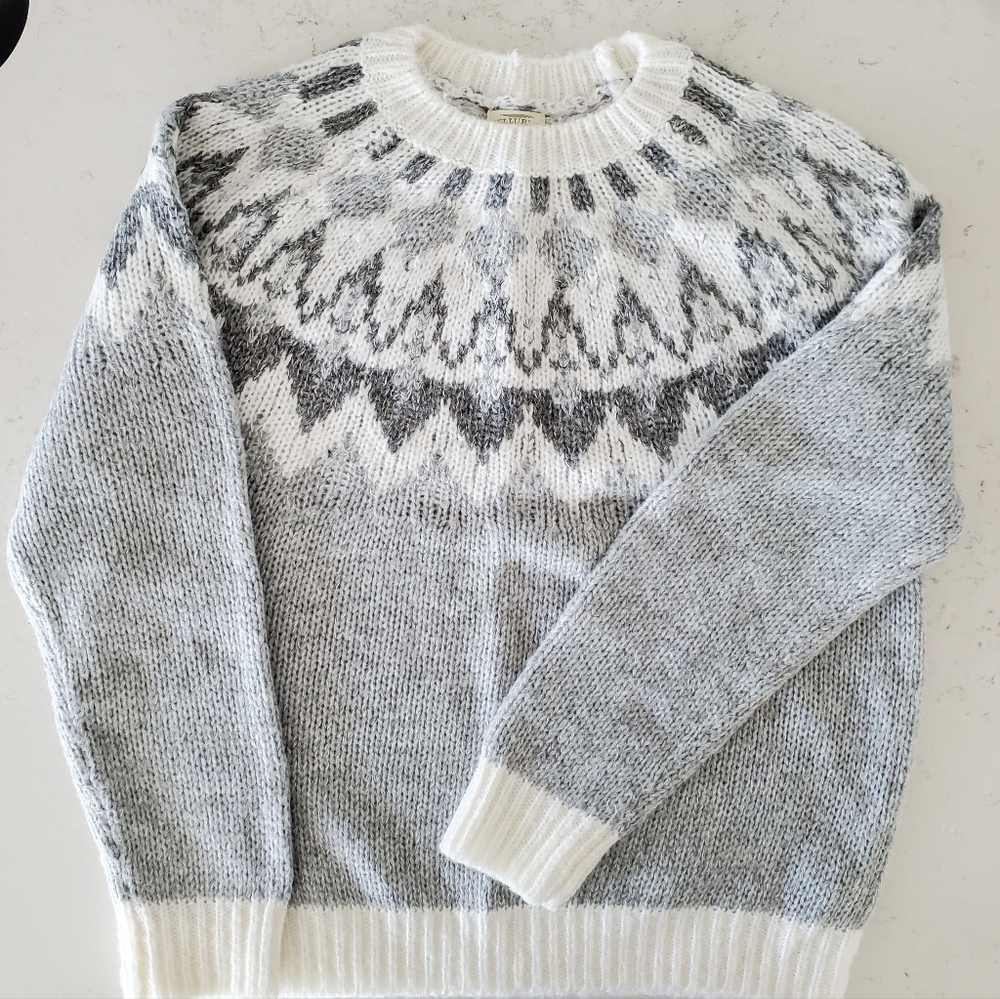 Telluride sweater, size M,  Grey & White